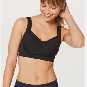 Lululemon Ta Ta Tamer 36 DD (E)